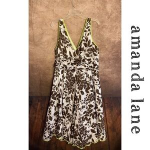 Amanda Lane~Brown and white w/green satin trim~Midi length dress~Size 20W~EUC